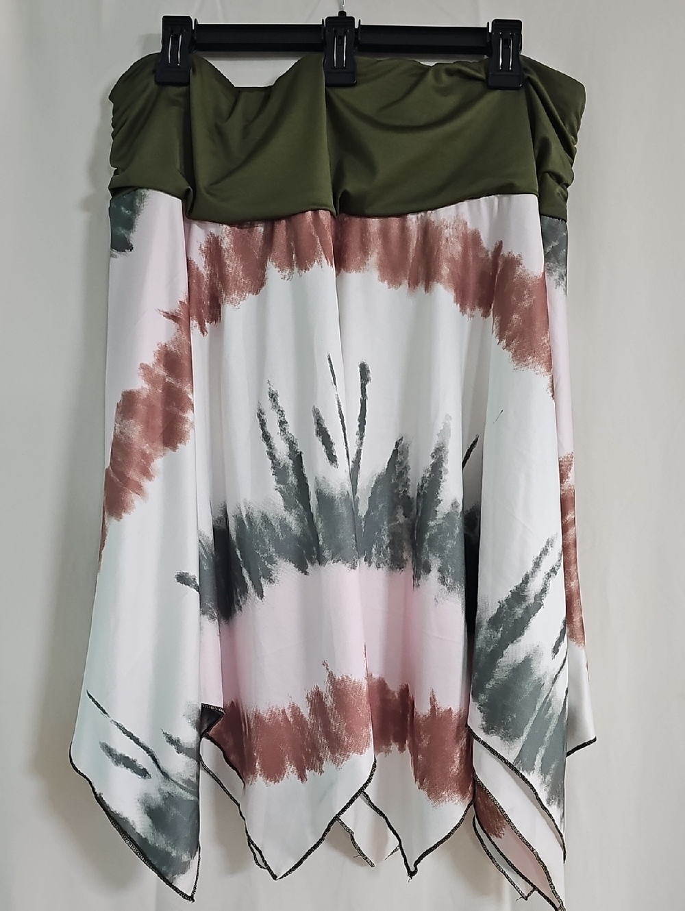 SHEIN White Skirt with Black Overlock Stitching